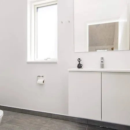 8 Person Holiday Home In Romo Kongsmark